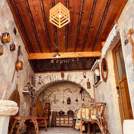 Ahmetaj Guest House Gjirokastër Екстериор снимка