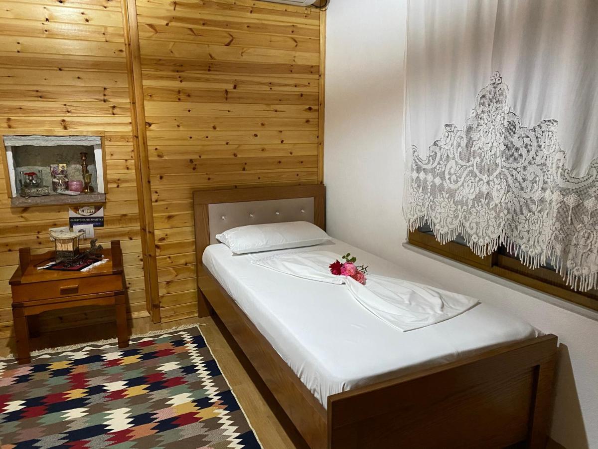 Ahmetaj Guest House Gjirokastër Екстериор снимка