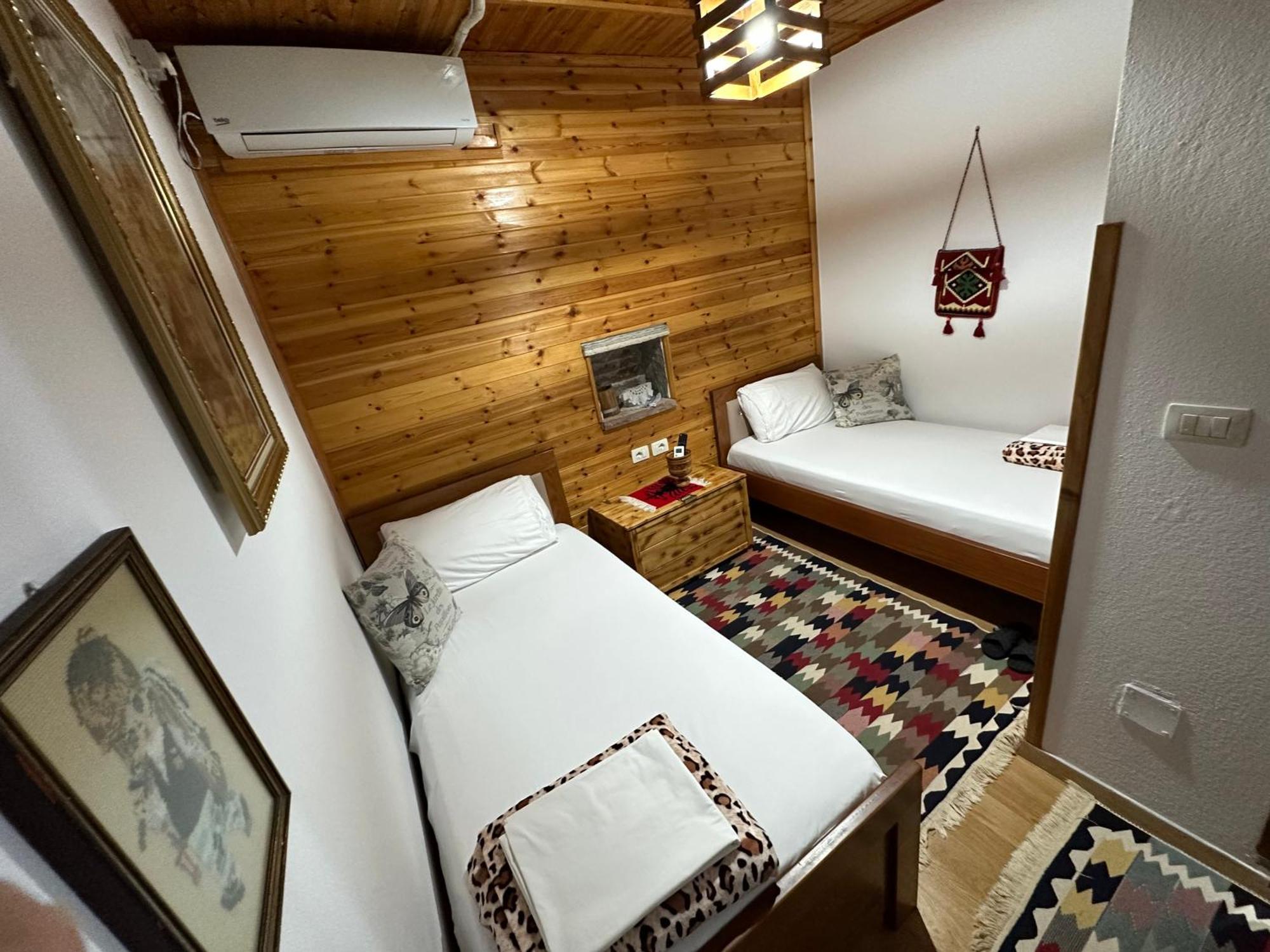 Ahmetaj Guest House Gjirokastër Екстериор снимка
