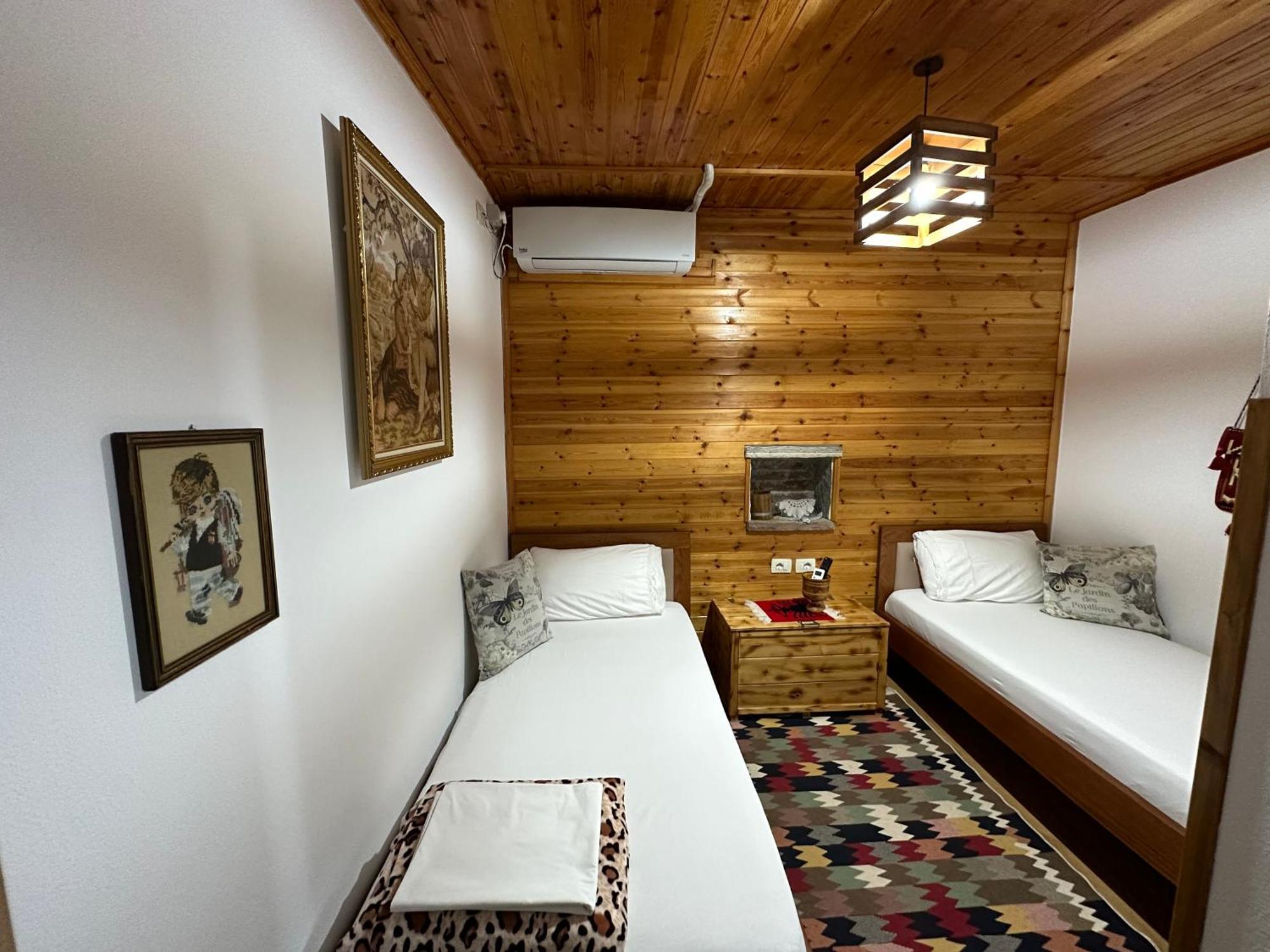 Ahmetaj Guest House Gjirokastër Екстериор снимка